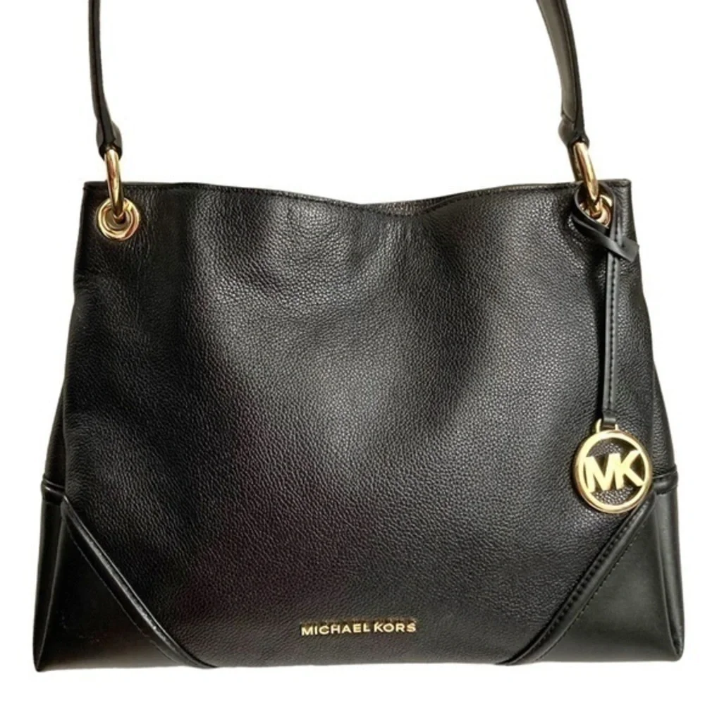 Michael kors black leather tote bag